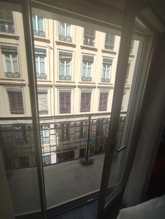 Resilodge Lyon 2 Екстериор снимка